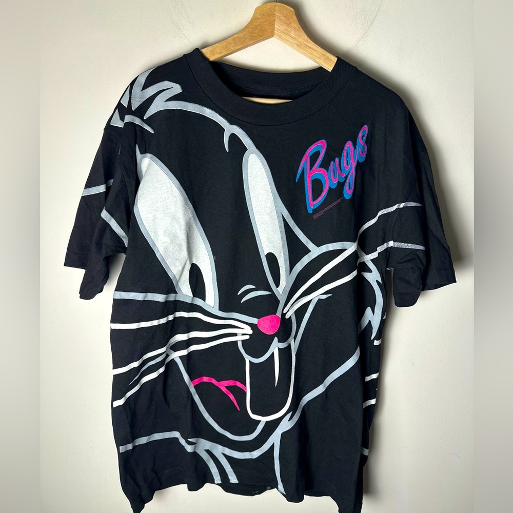 WILD OATS Vintage Bugs Bunny Graphic Tee Unisex, Men’s, Women’s Size Large Shirt
